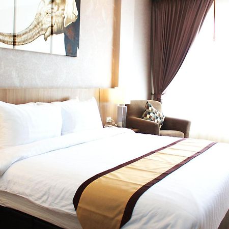 Sr Boutique Hotel Тхакхек Екстер'єр фото